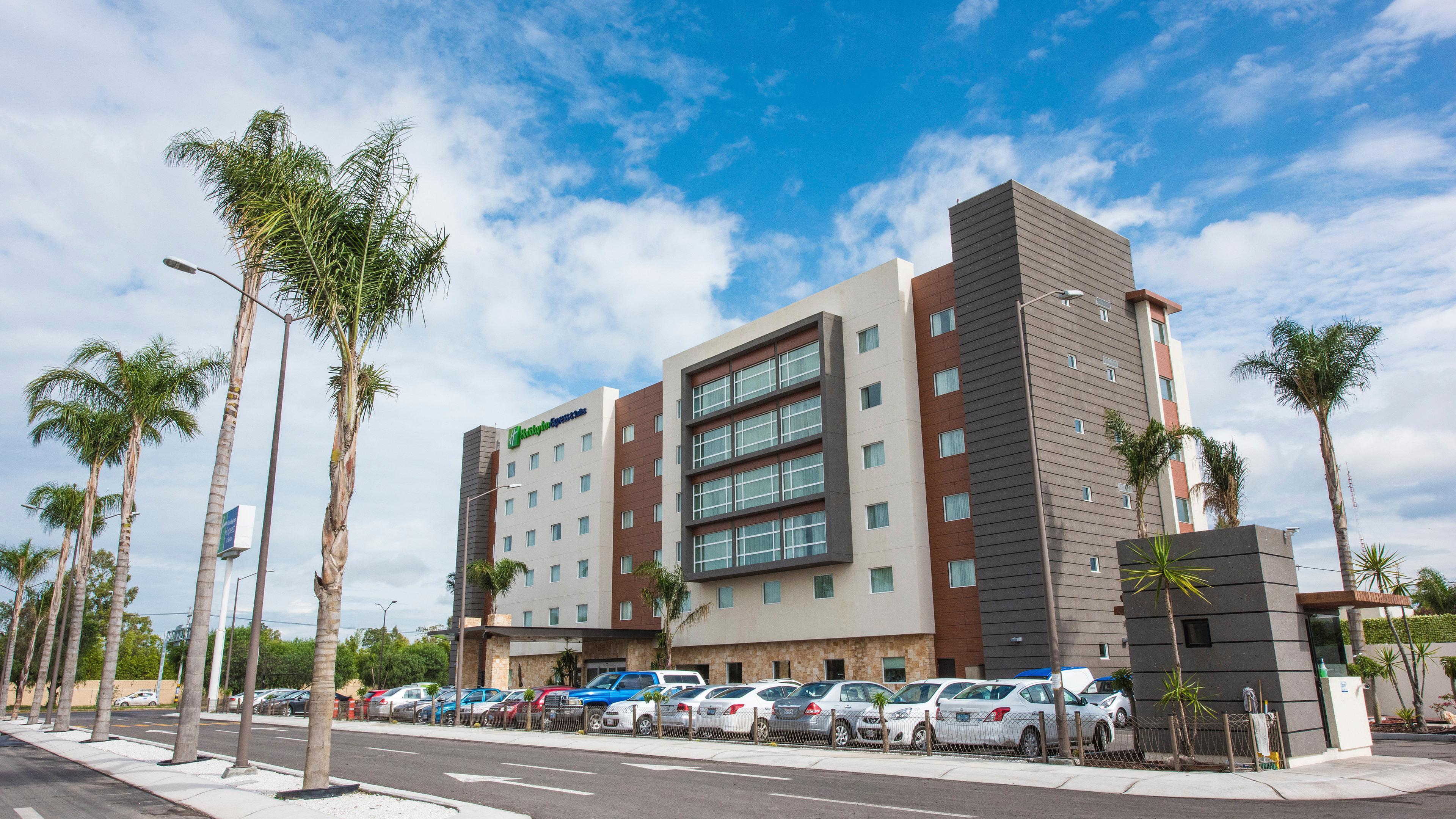 Holiday Inn Express And Suites Celaya By Ihg Екстер'єр фото