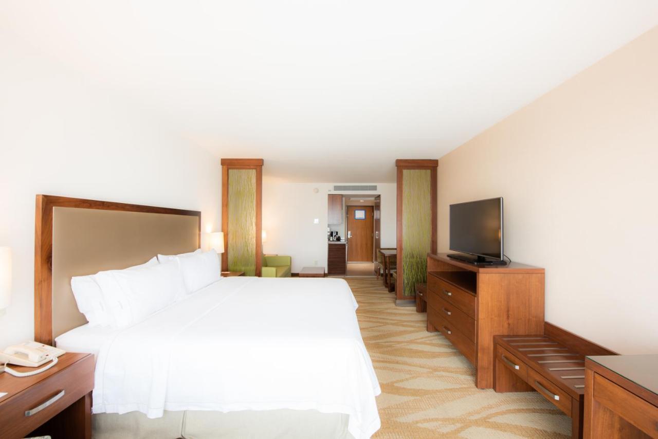 Holiday Inn Express And Suites Celaya By Ihg Екстер'єр фото